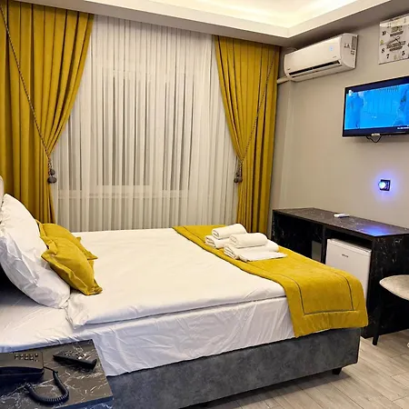 Rifat Hotel *